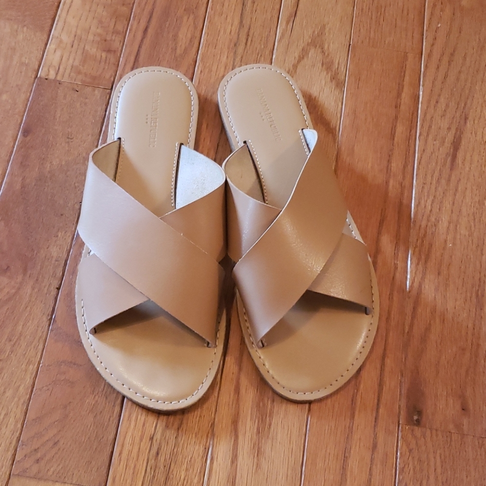 Womens sandals size 8.5